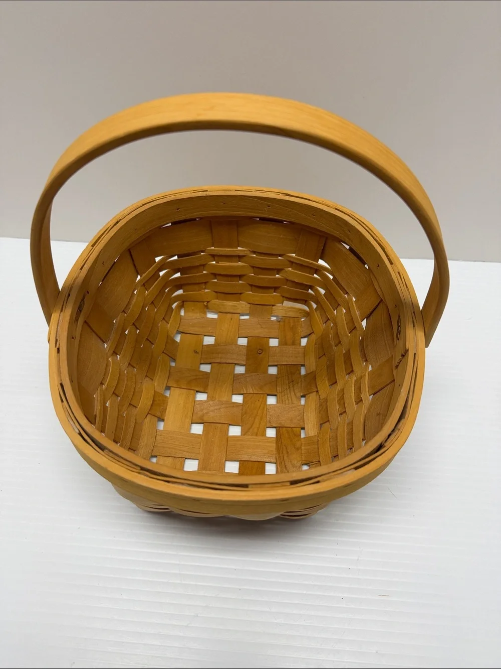 Natural Woven Party Basket with Handle